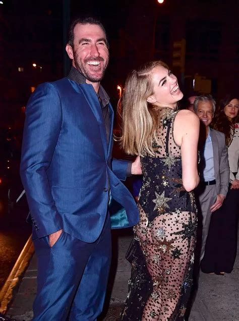 kate upton and justin verlander nude|Justin Verlander responds to leaked nude photos with Kate Upton。